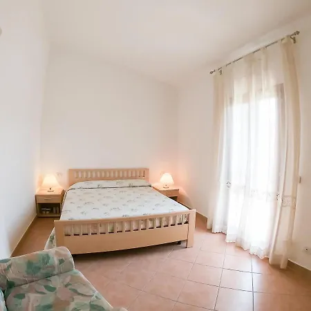 Villetta Degli Ulivi * سان تيودورو